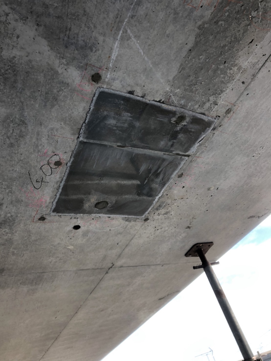 大阪市　スラブ　グラウト工事